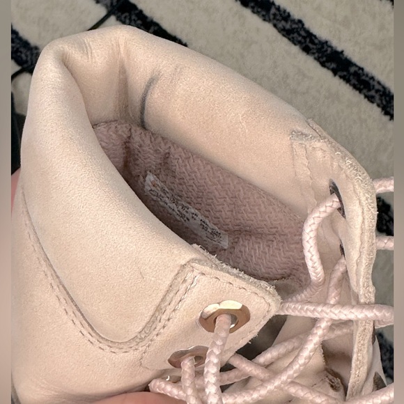 Timberland 6" Classic Boot - Big Kid Size 5 - Cameo Rose Pink - Picture 7 of 10